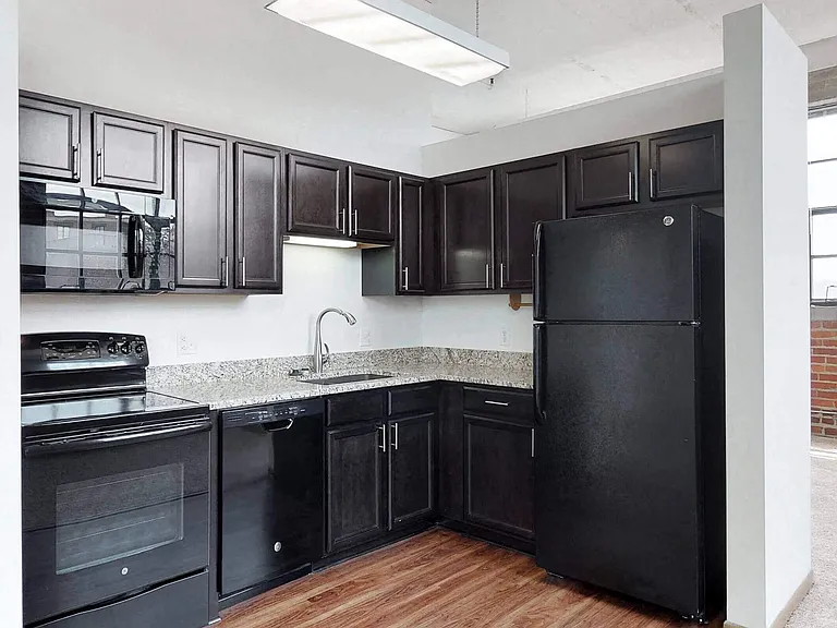 Skinner Macaroni Lofts — Photo 39