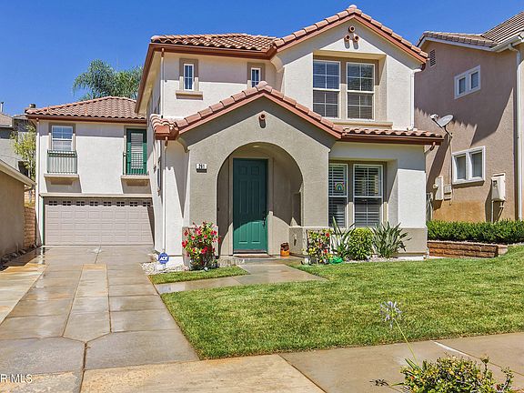 3rd image of 261 Canyon Breeze Ct