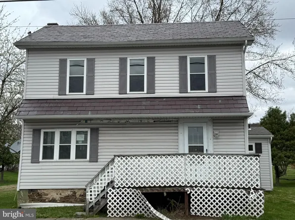 1235 Bloom Rd, Danville, PA 17821