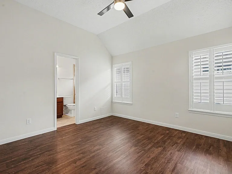 2742 Villa Pisa Ln — Photo 20