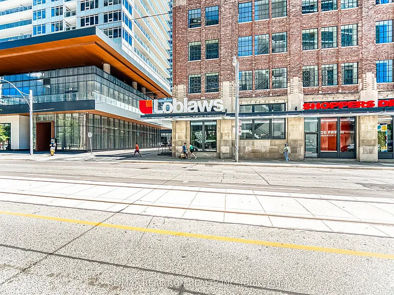 17 Bathurst St #2603 — Photo 41