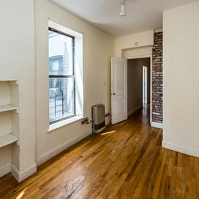 Rented by Nooklyn NYC LLC | media 4
