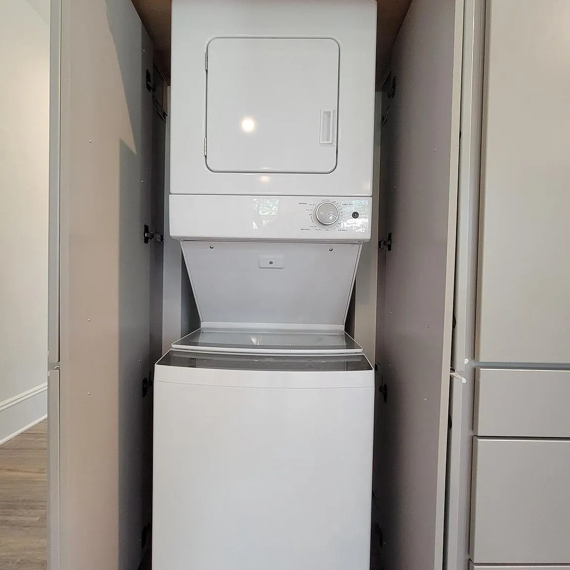 2 bed, 2.5 bath, $3,400 — Photo 4