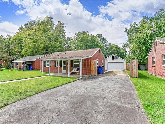 3rd image of 6003 Potomac Avenue