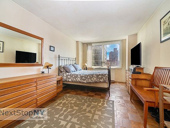 3rd image of 245 E 54th St APT 16K