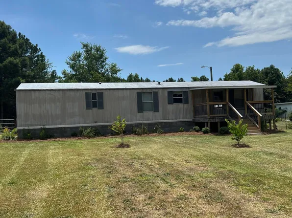 7729 Strickland Rd, Bailey, NC 27807