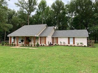1928 Old Plain Dealing Rd, Benton, LA 71006