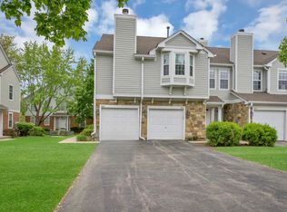 886 Ann Arbor Ln, Vernon Hills, IL 60061