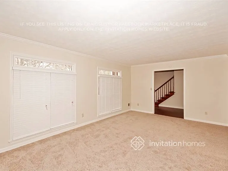 1480 Meadow Oak Dr — Photo 4