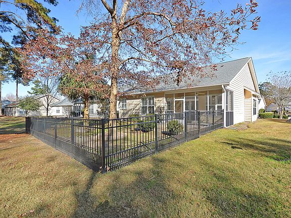 4th image of 4941 Franconia Dr