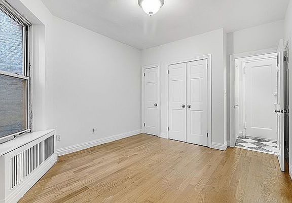 4th image of 330 50th St #4E