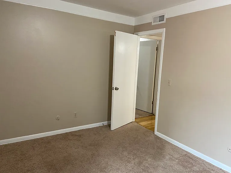 1249 Island Dr #202 — Photo 15