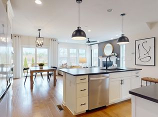 129 Cold Brook Dr #129, Sudbury, MA 01776