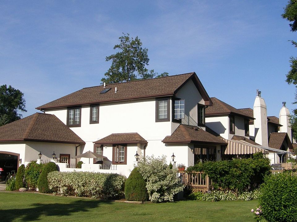 1st image of 23 Pinegrove Park