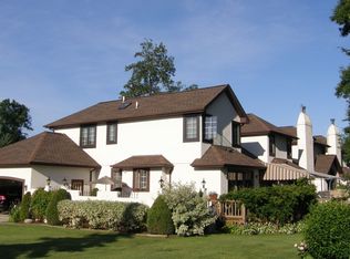 23 Pinegrove Park, Hamburg, NY 14075