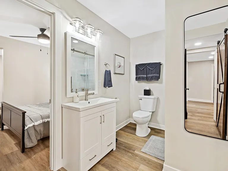 5360 Julian Ave #F — Photo 10