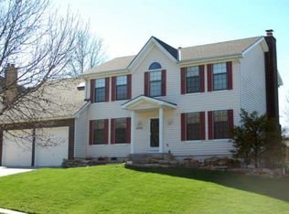 6412 N London Ave, Kansas City, MO 64151