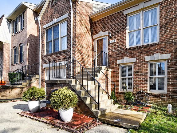 2nd image of 3023 Oakton Meadows Ct