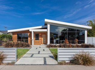 486 Broadway, Costa Mesa, CA 92627