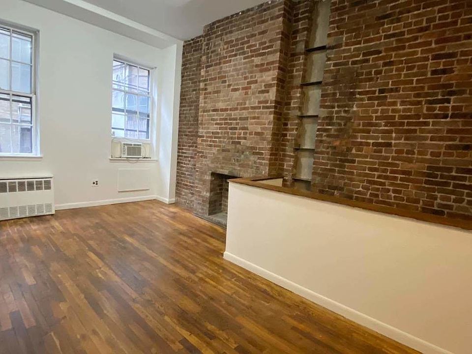 1st image of 219 E 5th St #2