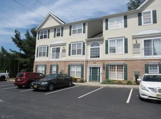 151 Horseshoe Ct, Phillipsburg, NJ 08865