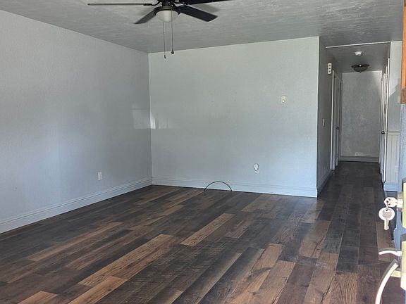 5th image of 1710 Carol Ave