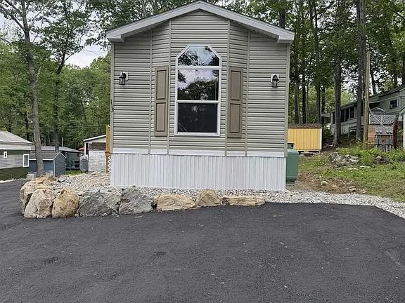 3rd image of 9 Sargents Place #113