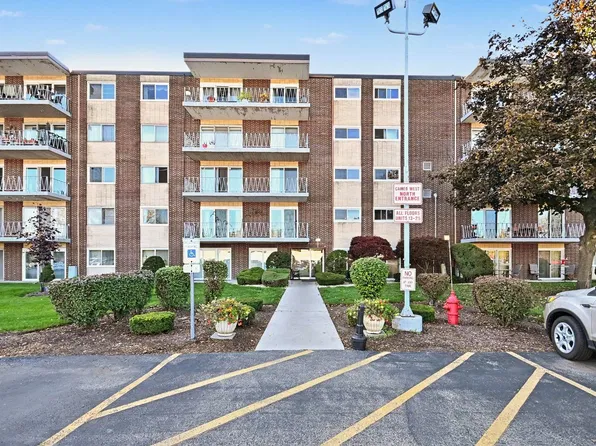 2900 Maple Ave #20, Downers Grove, IL 60515