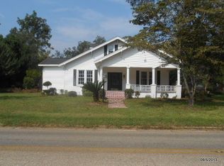 411 N Johnson St, Samson, AL 36477