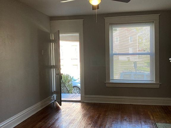 2nd image of 2623-25 Indiana Ave #2625-1F