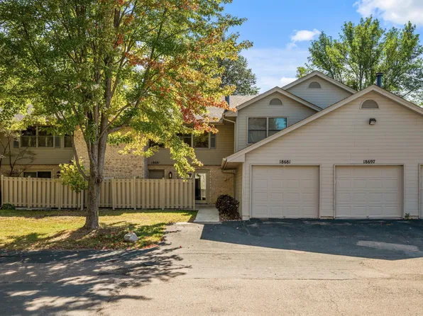 18681 Clear View Ct, Minnetonka, MN 55345
