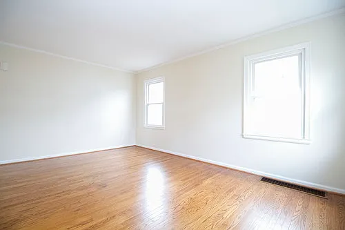 1137 Cribb St — Photo 4