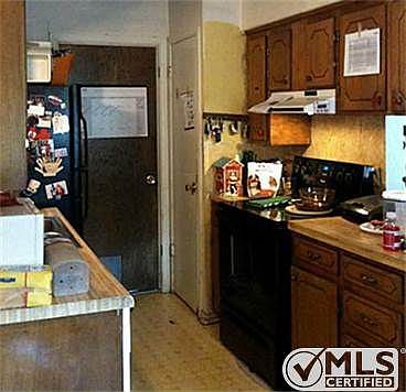 5th image of 101 Sandy Ln