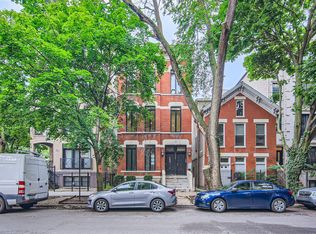 1502 N Hudson Ave #3, Chicago, IL 60610