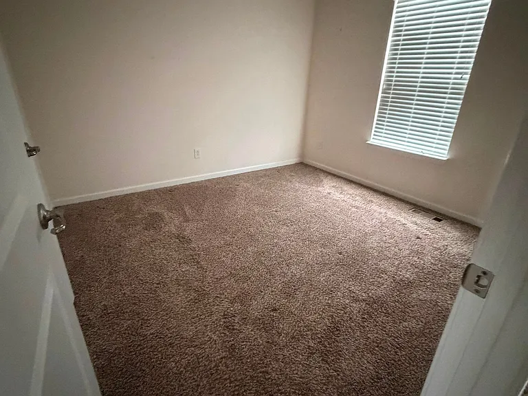 191 Old Colony Dr — Photo 8