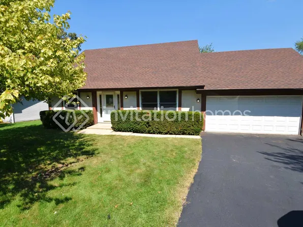 2120 Burr Oak Ln, Lindenhurst, IL 60046