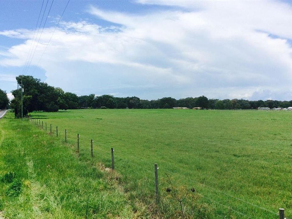 2nd image of 3839 NE 97th Street Rd