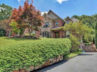 5320 Hunt Camp Rd, Roanoke, VA 24018