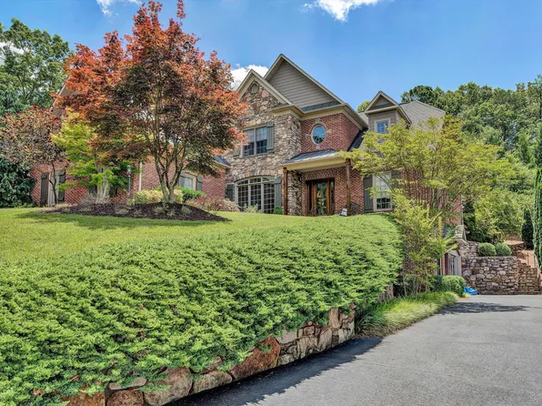 5320 Hunt Camp Rd, Roanoke, VA 24018