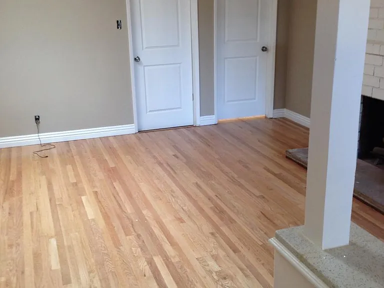 9024 Geyser Ave — Photo 11