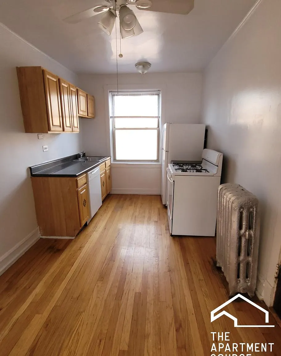 2342 West Touhy Avenue #3A — Photo 3