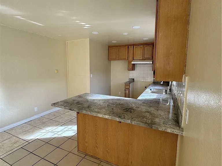 3538-A W 108th St #A — Photo 2