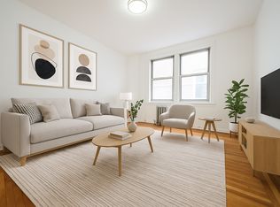 1060 Rhinelander Ave #1R, Bronx, NY 10461