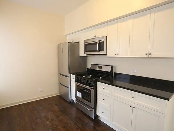 4th image of 1315 W Leland Ave APT 2