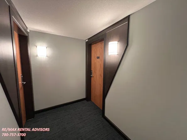 10055 118th St NW #807, Edmonton, AB T5K 0C1
