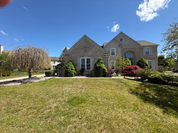 46869 Mornington Rd, Canton, MI 48188