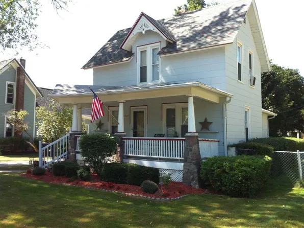 539 Grace St, Northville, MI 48167