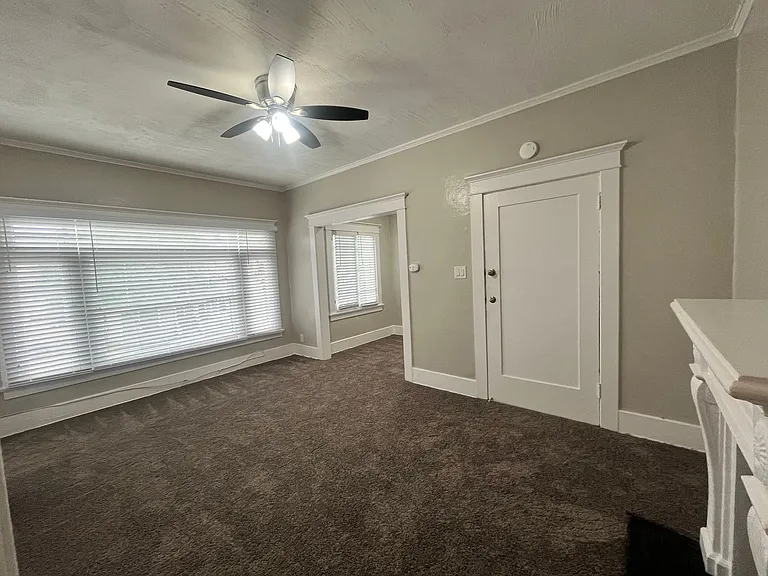 319 W 5th St Long Beach, Ca 90802 — Photo 8