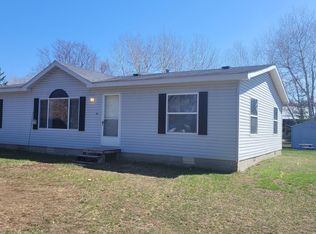 104 York St, Pine River, MN 56474