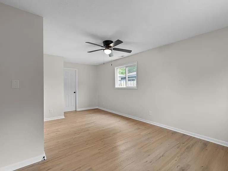 412 Lineberry Rd — Photo 19